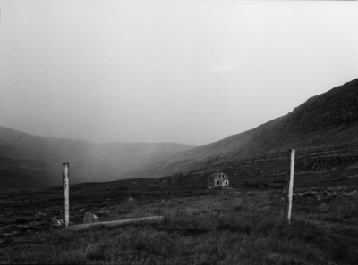 Vatnsdalur / Schwarz-weiss  Fotografie von Fotograf Alex Omarsson ★4 | STRKNG