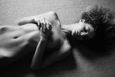 Juliana / Nude  photography by Photographer Adolfo Valente ★14 | STRKNG