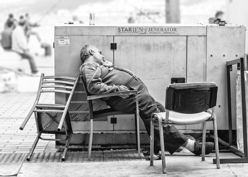 siesta - &copy; alper | Street