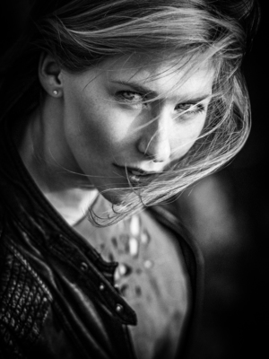 Chris / Portrait  photography by Photographer Joschka Link ★1 | STRKNG