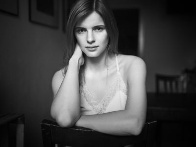 Maike / Portrait  Fotografie von Fotograf Ernst Weerts ★19 | STRKNG