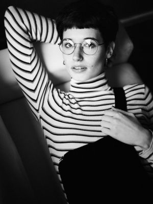 Neele / Portrait  Fotografie von Fotograf Ernst Weerts ★19 | STRKNG