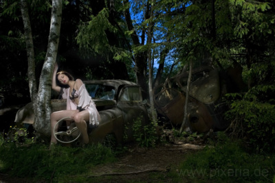 Honey, I ruined the car! / Fashion / Beauty  photography by Photographer Tim Brakemeier ★3 | STRKNG