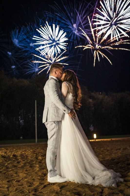 firework - &copy; Andersgrafie | Wedding