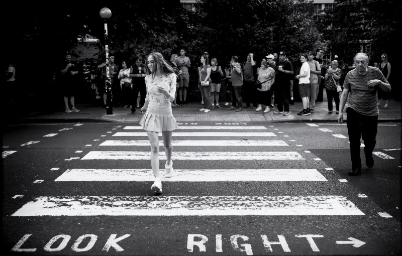 look right - &copy; Hans-Martin Doelz | Street