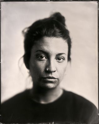 Nina | 8x10 wetplate collodion tintype / Portrait  Fotografie von Fotograf Hannes Klotz ★6 | STRKNG