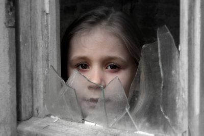 Little lost girl behind a broken window / People  photography by Photographer Ina Grajetzki ★2 | STRKNG