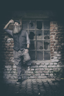 Tom Vintage / Menschen  Fotografie von Fotograf Geisterpixel | STRKNG