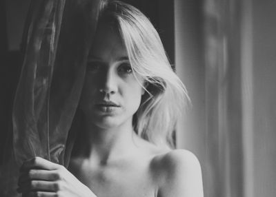 Scarlette / Portrait  photography by Photographer JenzFlare ★15 | STRKNG