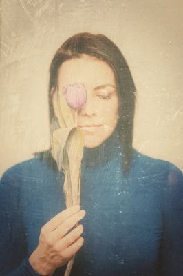 The tulip / Creative edit  photography by Photographer Florian Schröder | STRKNG