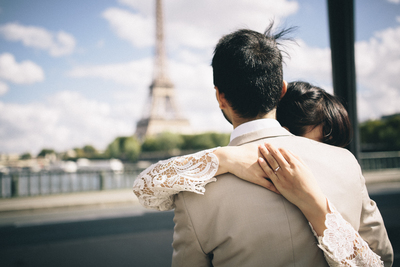 Paris and you / Hochzeit  Fotografie von Fotograf Through The Glass Paris | STRKNG