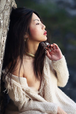 GODDESS IN HANGINGROCK / Portrait  photography by Model SAKALA ★6 | STRKNG