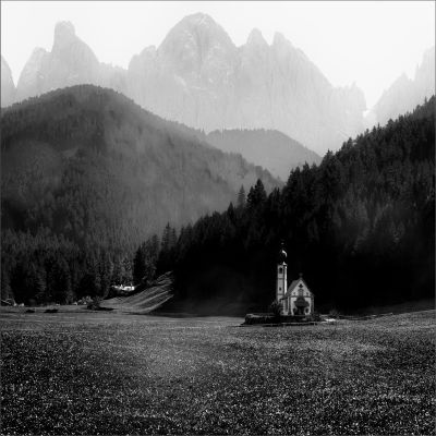 &quot; Kirchlein in den Bergen &quot; / Landscapes  Fotografie von Fotograf antonkimpfbeck ★2 | STRKNG