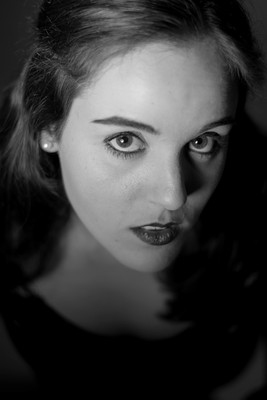 A look into the eyes / Portrait  photography by Photographer Thomas Bünning | STRKNG