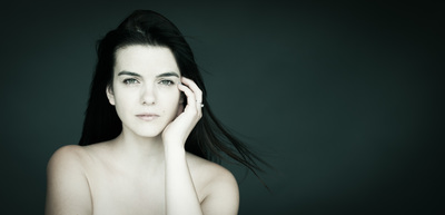 Esperanca / Portrait  photography by Photographer Andreas Hannig | STRKNG