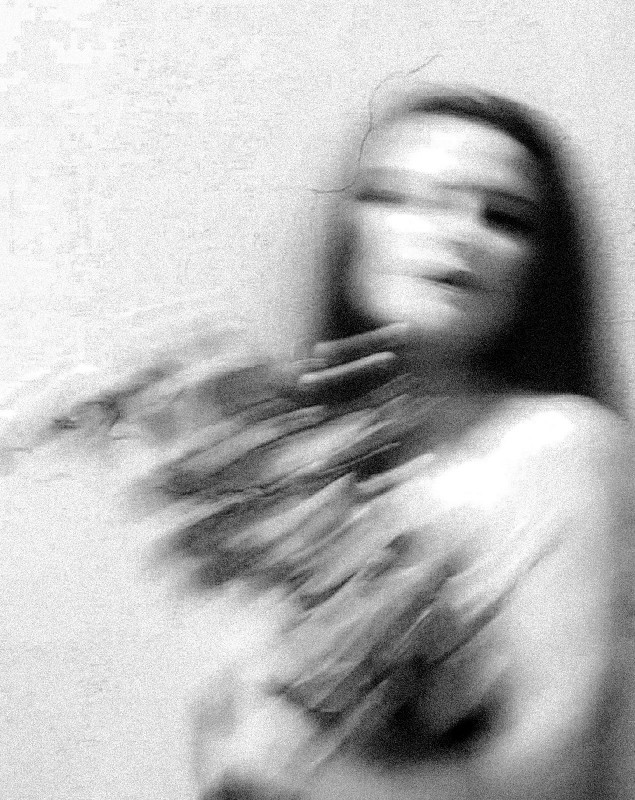 &quot;Her and the Gift&quot; 1 - &copy; Milù BabaYaga | Mood