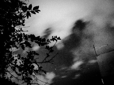 &quot;Something is going to Happen&quot; / Schwarz-weiss  Fotografie von Fotografin Milù BabaYaga ★8 | STRKNG