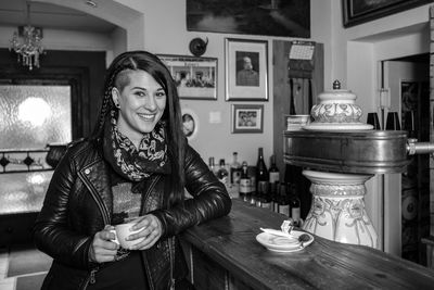 Coffee Break / Portrait  Fotografie von Fotograf Erich Knauder | STRKNG