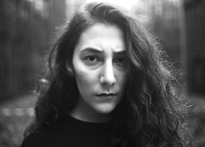 Sinem / Portrait  Fotografie von Fotograf Lutze Wild | STRKNG