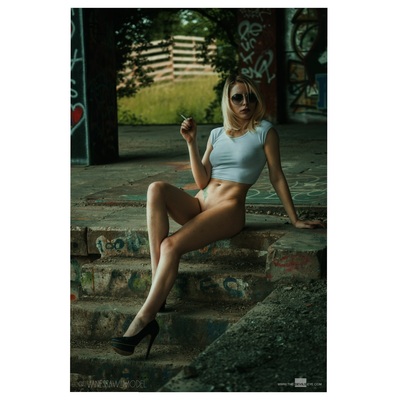 Lost in Munich / Nude  Fotografie von Model Vanessa W ★6 | STRKNG