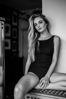 Ina / Portrait  photography by Photographer david_gonsior_photographie ★1 | STRKNG