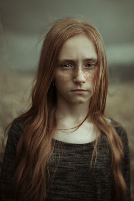 Wind. / Portrait  photography by Photographer Piotr Polakiewicz ★7 | STRKNG