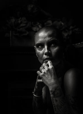 Jojo / Portrait  photography by Photographer Patrick Multhaup ★1 | STRKNG