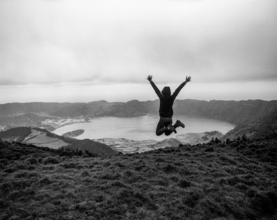 Jump / Stimmungen  Fotografie von Fotograf Istvan Pinter | STRKNG