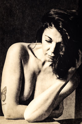 Stella / Schwarz-weiss  Fotografie von Fotograf Carsten Domnick ★2 | STRKNG