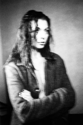 Stella / Schwarz-weiss  Fotografie von Fotograf Carsten Domnick ★2 | STRKNG