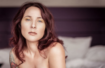 Sensual / Portrait  photography by Model Reni Roja ★5 | STRKNG