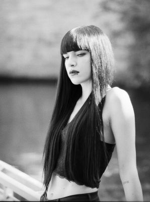 Anna III / Portrait  photography by Photographer Dirk Ortmann ★2 | STRKNG