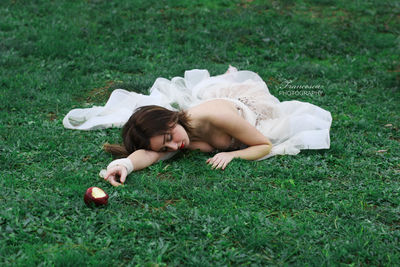 Snow White / Fine Art  Fotografie von Fotografin Francesca Photography | STRKNG