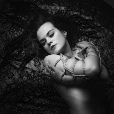 Schwarz-weiss  Fotografie von Fotograf Redrope ★1 | STRKNG