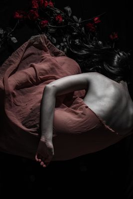 Persephone / Fine Art  Fotografie von Fotografin Ritsa Votsi ★8 | STRKNG