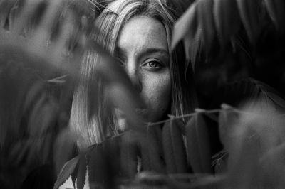 Verena. / Black and White  photography by Photographer BlaueLiebe. ★5 | STRKNG