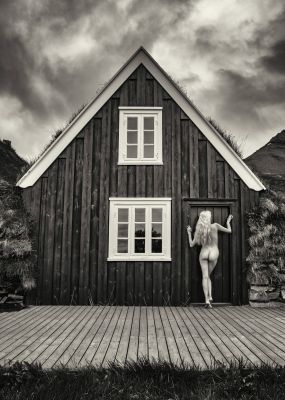 Icelandic Inspiration / Nude  photography by Photographer Alex Nason Photography ★4 | STRKNG