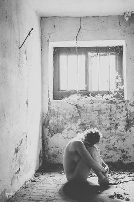 Kaltes Licht / Nude  photography by Photographer photopherapy | STRKNG