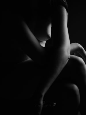 Nude  Fotografie von Fotograf Lionel Pesqué ★3 | STRKNG