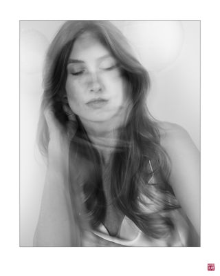 Kim / Portrait  Fotografie von Fotograf Dietmar Sebastian Fischer ★8 | STRKNG