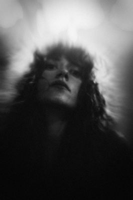 Halo / Portrait  Fotografie von Fotograf Erik Witsoe ★7 | STRKNG