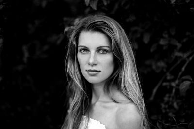 JANA / Portrait  Fotografie von Fotograf Torsten Schmidt ★1 | STRKNG