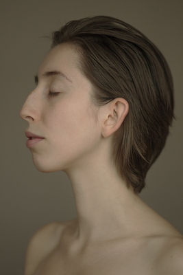 simplicity. / Portrait  Fotografie von Model Der Lenz ist da ★5 | STRKNG