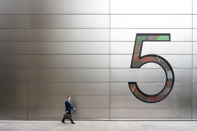 Number 5 / Street  Fotografie von Fotograf Achim Katzberg ★9 | STRKNG