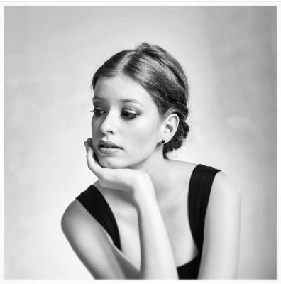 Sophie redhead in bnw / Mode / Beauty  Fotografie von Fotograf Projektfeed ★10 | STRKNG