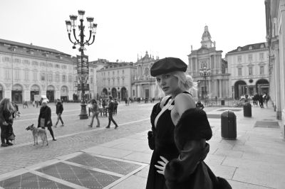 Susanna / Schwarz-weiss  Fotografie von Fotograf carlo Magenis ★3 | STRKNG