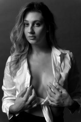 Aurora / Portrait  Fotografie von Fotograf Giacomo Canavese ★3 | STRKNG