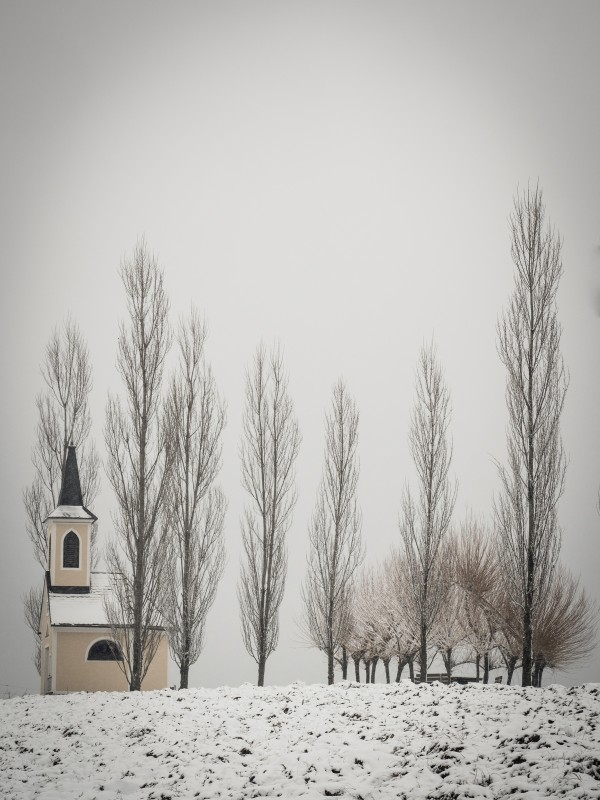 Chapel in Winter - &copy; bildausschnitte.at | Landscapes