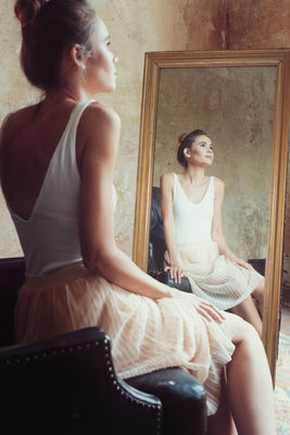 Julia / 2018-06-10 Julia / People photography by Photographer Sebastian Berger ★4 | STRKNG