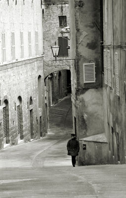 San Gimignano, Tuscany / Schwarz-weiss  Fotografie von Fotograf trobel | STRKNG